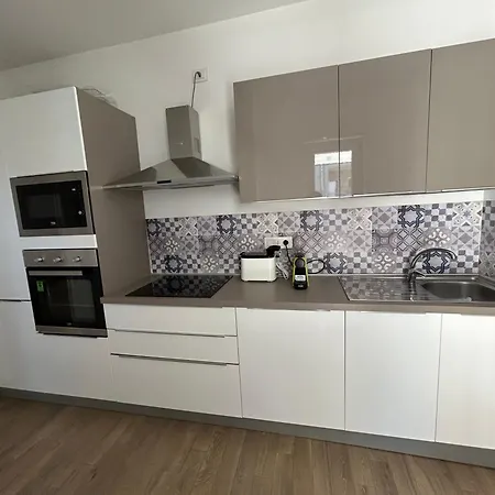 Petroni 16 * Μπάρι