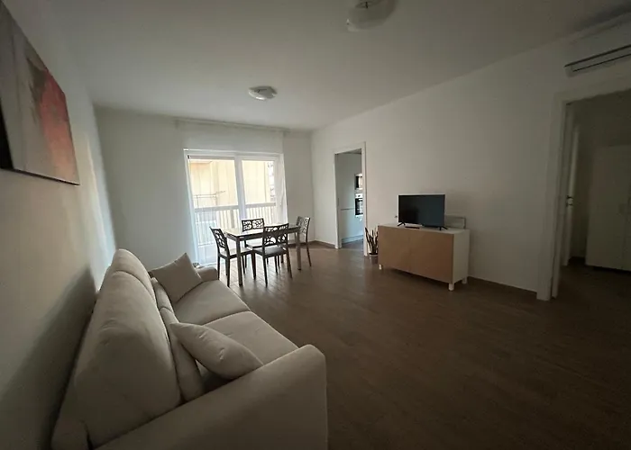 Petroni 16 Apartamento