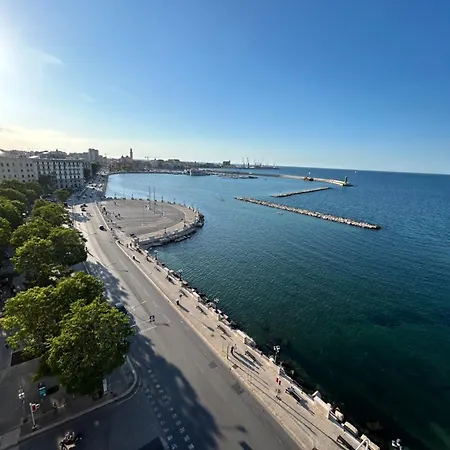 アパート Petroni 16 *