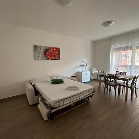 Apartamento Petroni 16